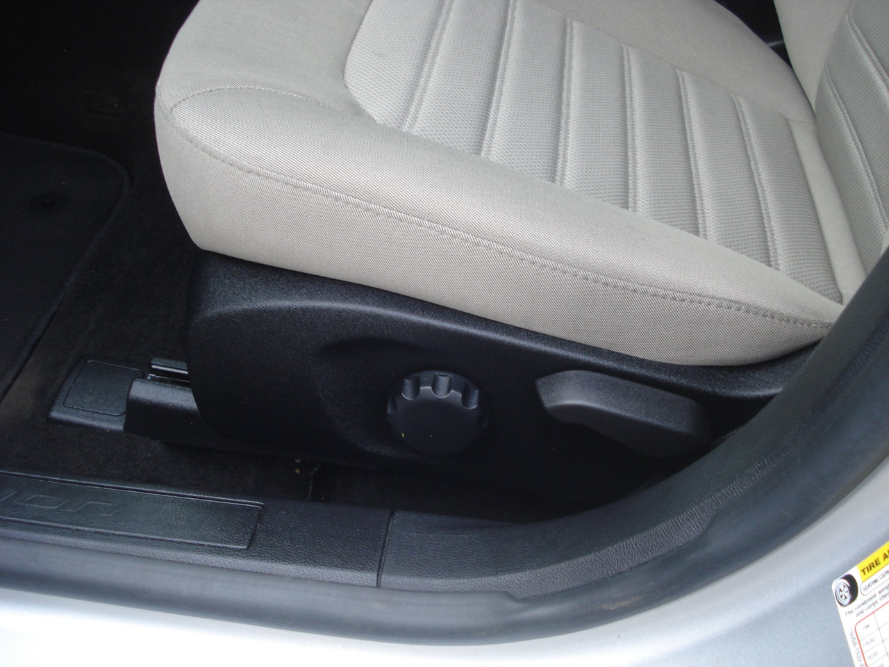 Used 2019 Ford Fusion S image 17