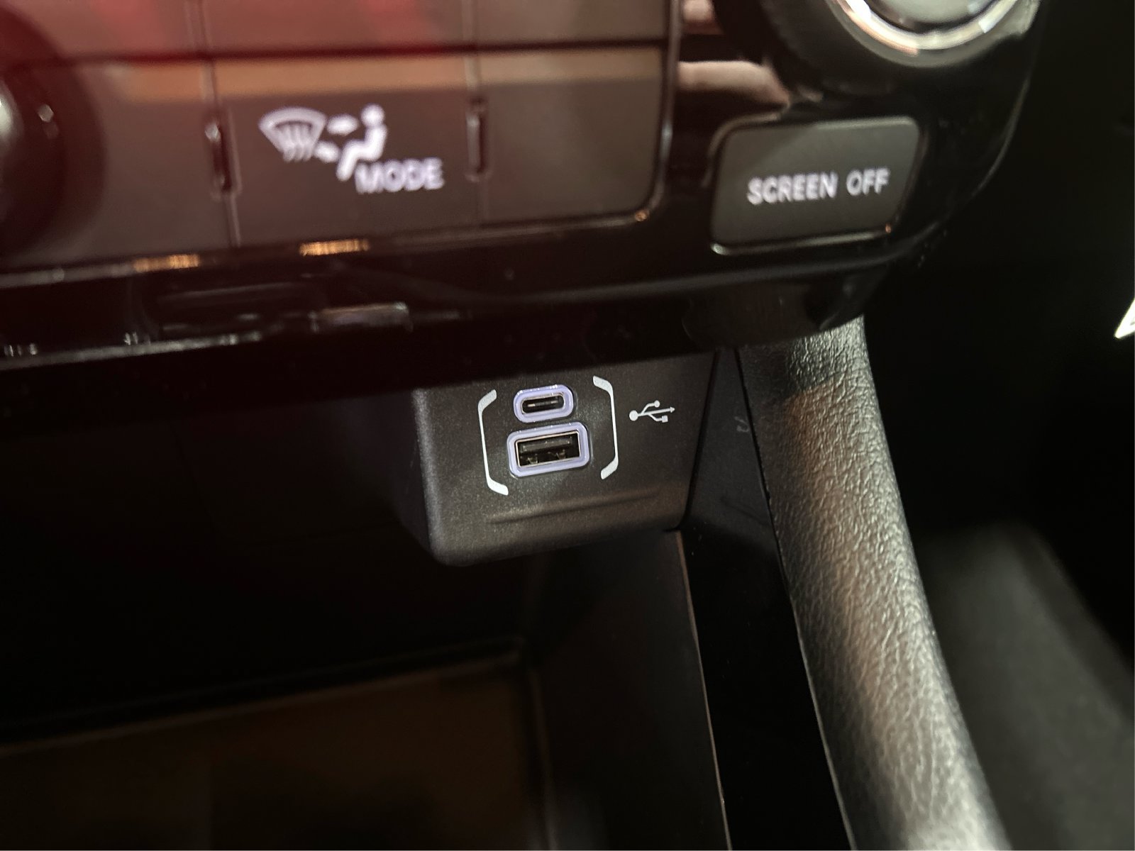 New 2026 Jeep Compass Latitude AWD/4WD image 31