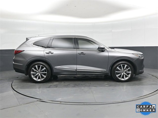 Used 2023 Acura MDX SH-AWD w/ Advance Package image 2