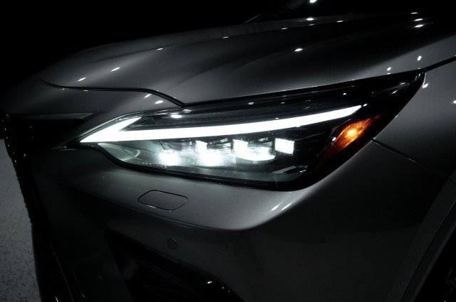 Used 2025 Lexus NX 350 F Sport AWD/4WD image 8