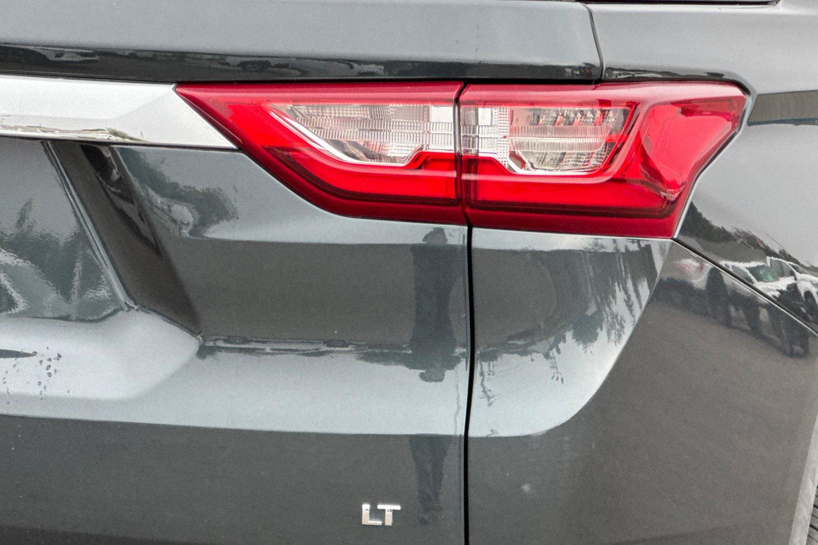 Used 2019 Chevrolet Traverse LT FWD image 30