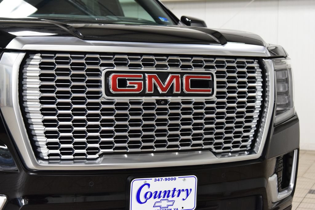 Used 2024 GMC Yukon XL Denali AWD/4WD image 11