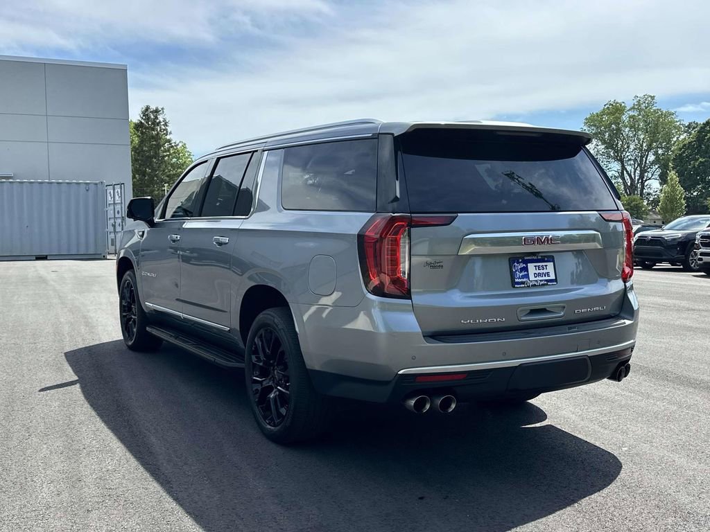 Used 2024 GMC Yukon XL Denali AWD/4WD image 27