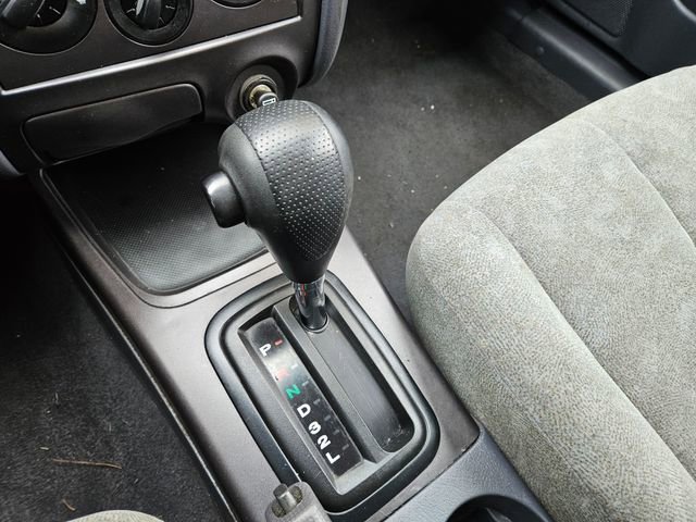 Used 2003 Hyundai Elantra GLS image 23