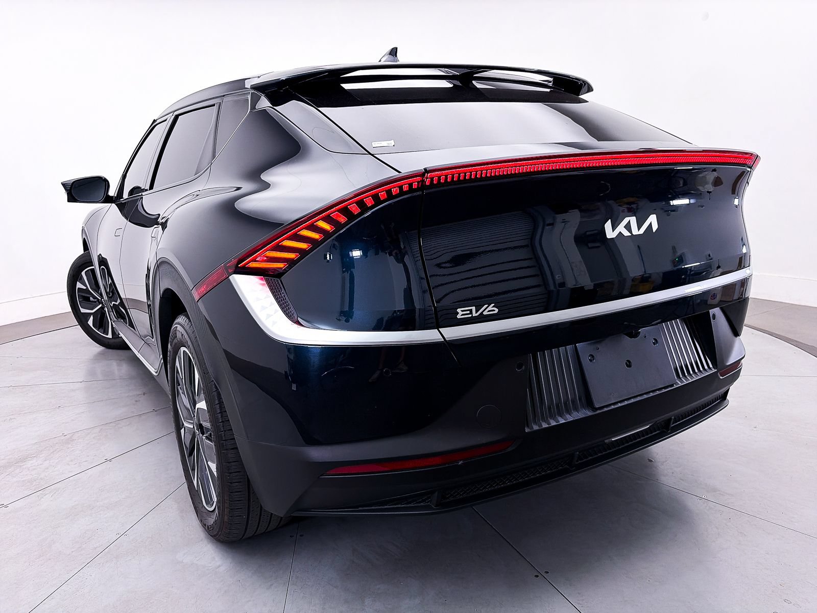 Certified 2024 Kia EV6 Light RWD image 8
