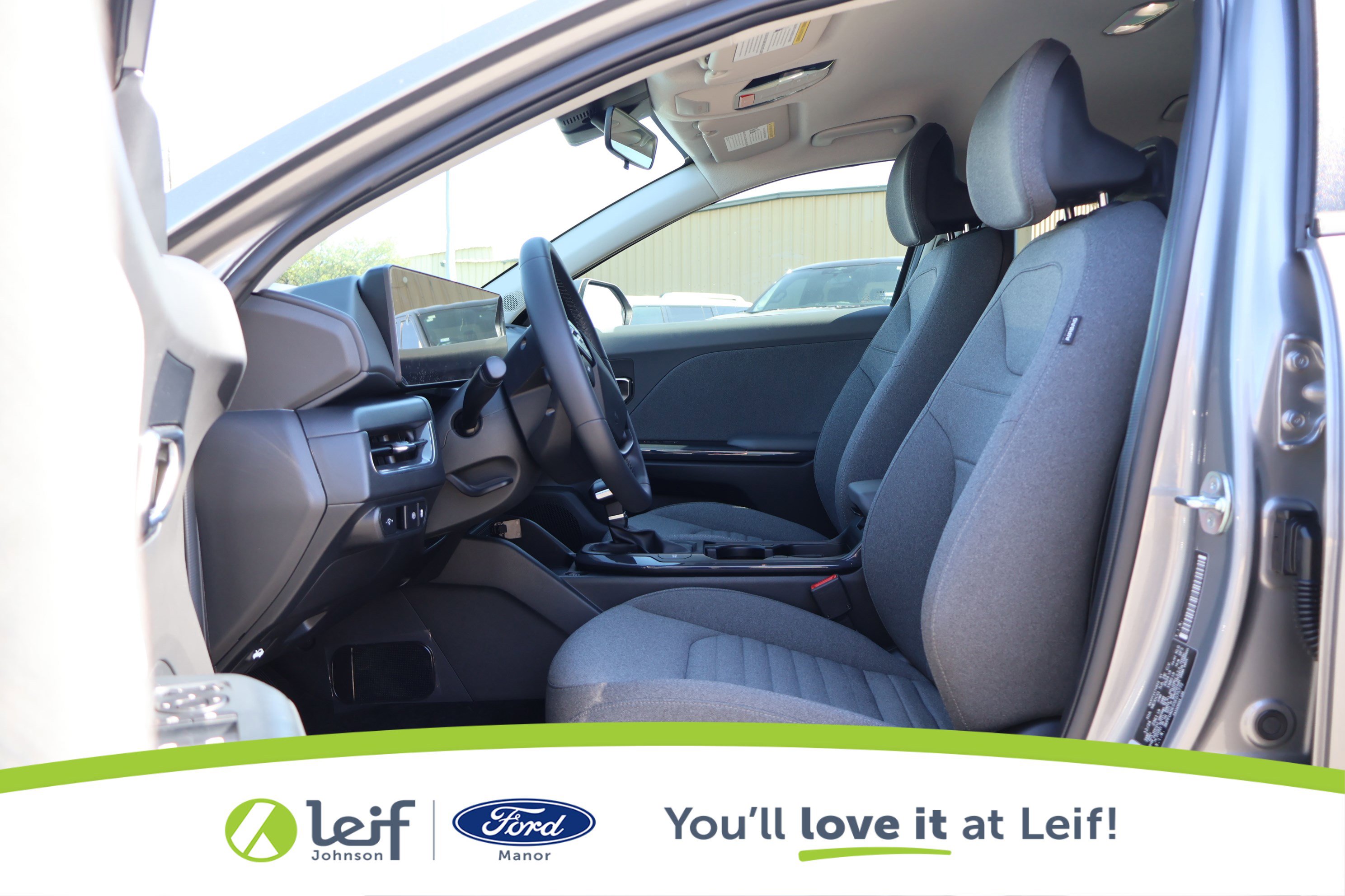 Used 2025 Kia K4 EX image 11