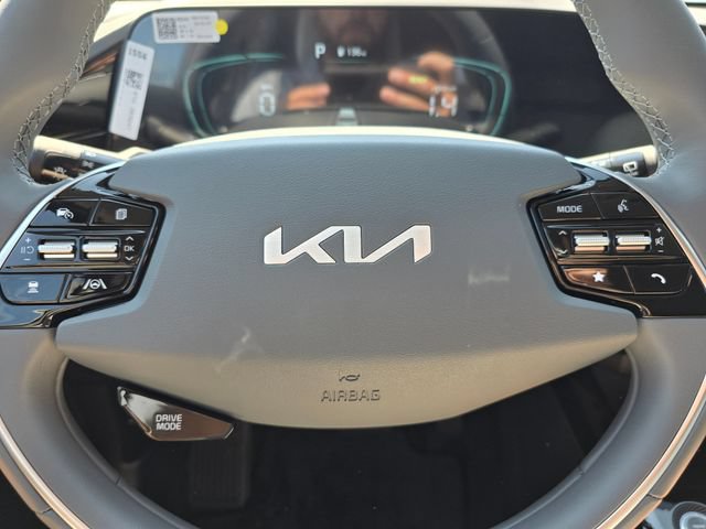 New 2026 Kia Niro EX FWD image 22