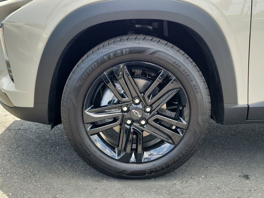 New 2026 Chevrolet Trax ACTIV w/ Driver Confidence Package FWD image 24