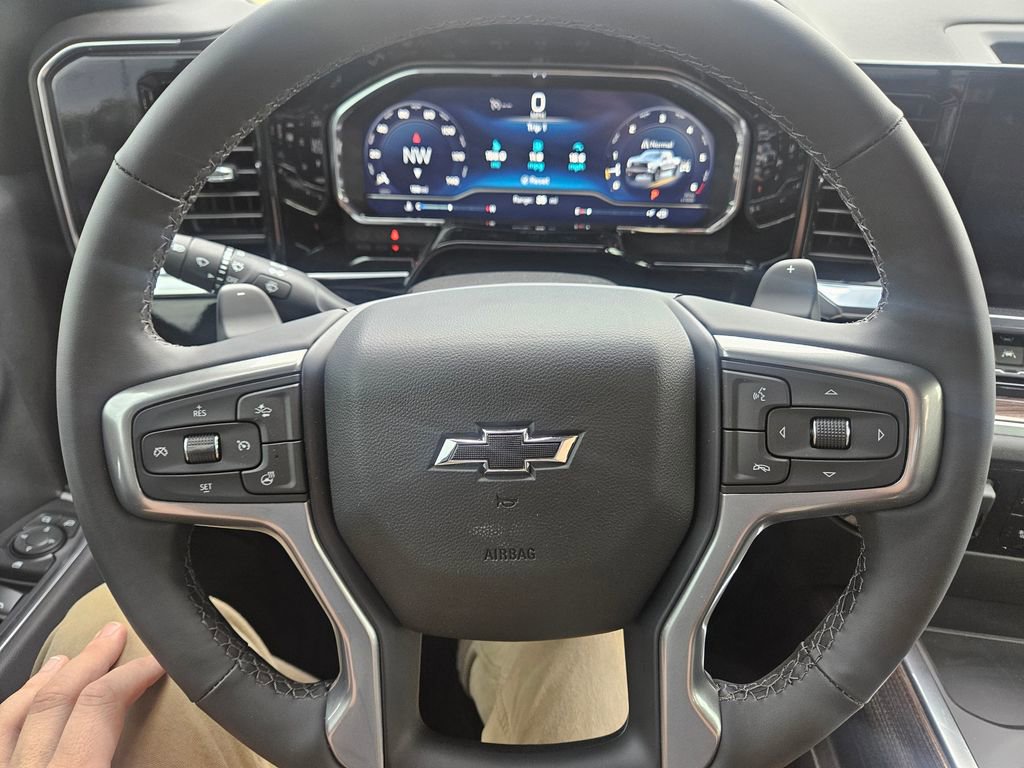 New 2025 Chevrolet Silverado 1500 LT Trail Boss w/ LT Trail Boss Premium Package AWD/4WD image 15