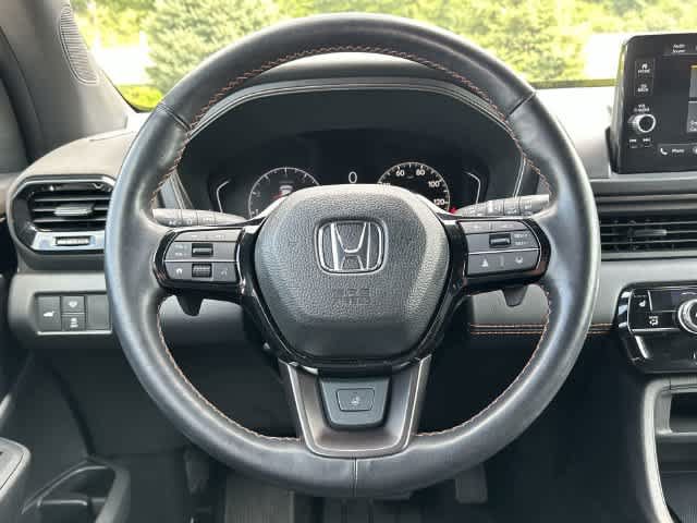 Used 2023 Honda Pilot TrailSport image 8
