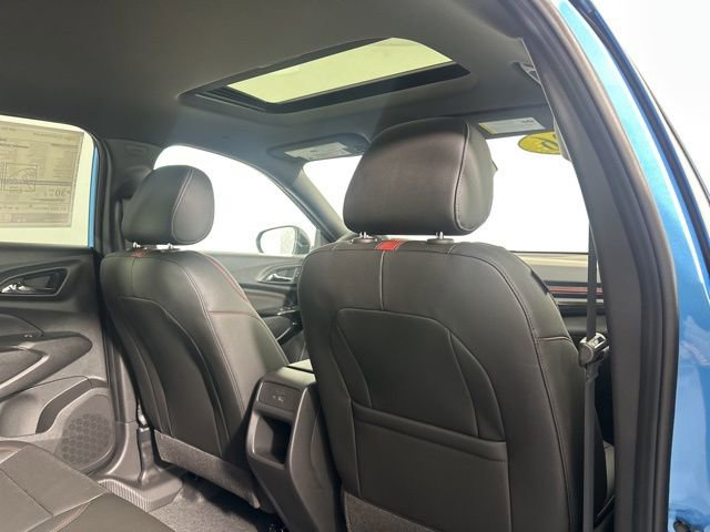 New 2026 Chevrolet Trax RS w/ Sunroof Package image 17
