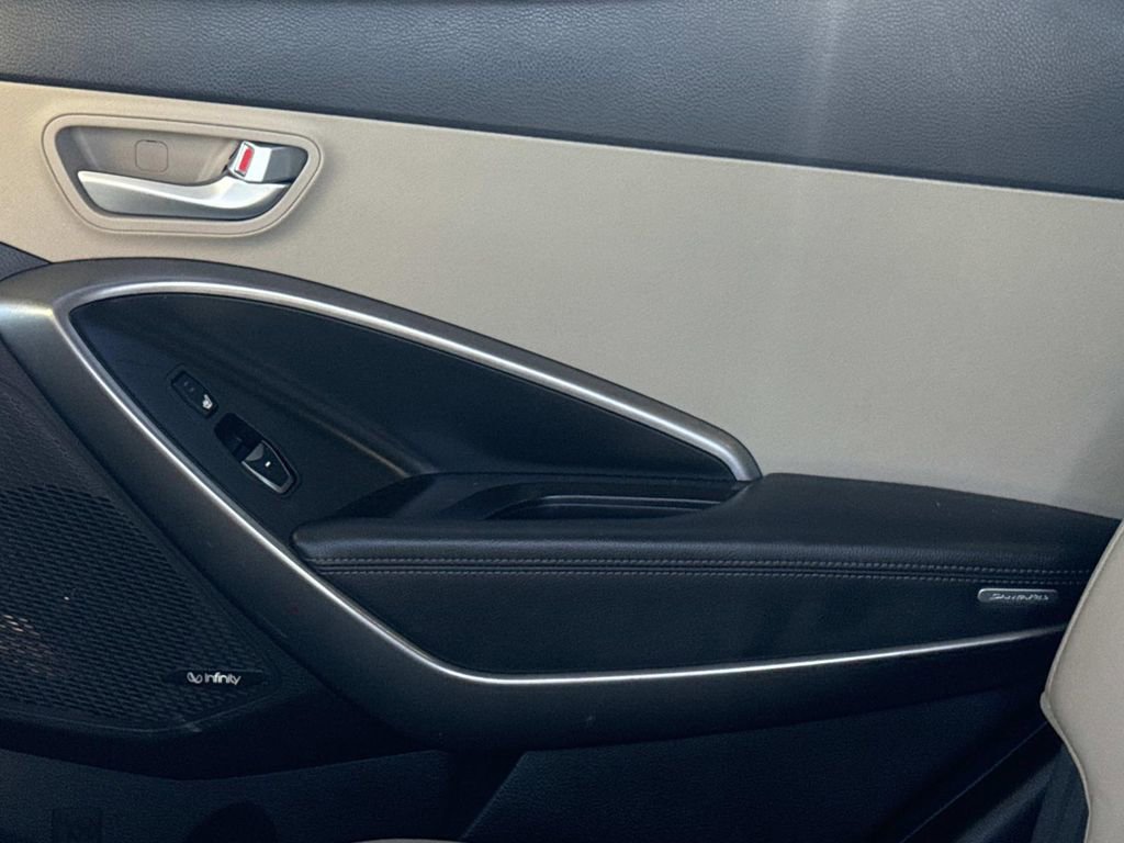 Used 2017 Hyundai Santa Fe Sport w/ 2.0T Ultimate Tech Package 05 image 17