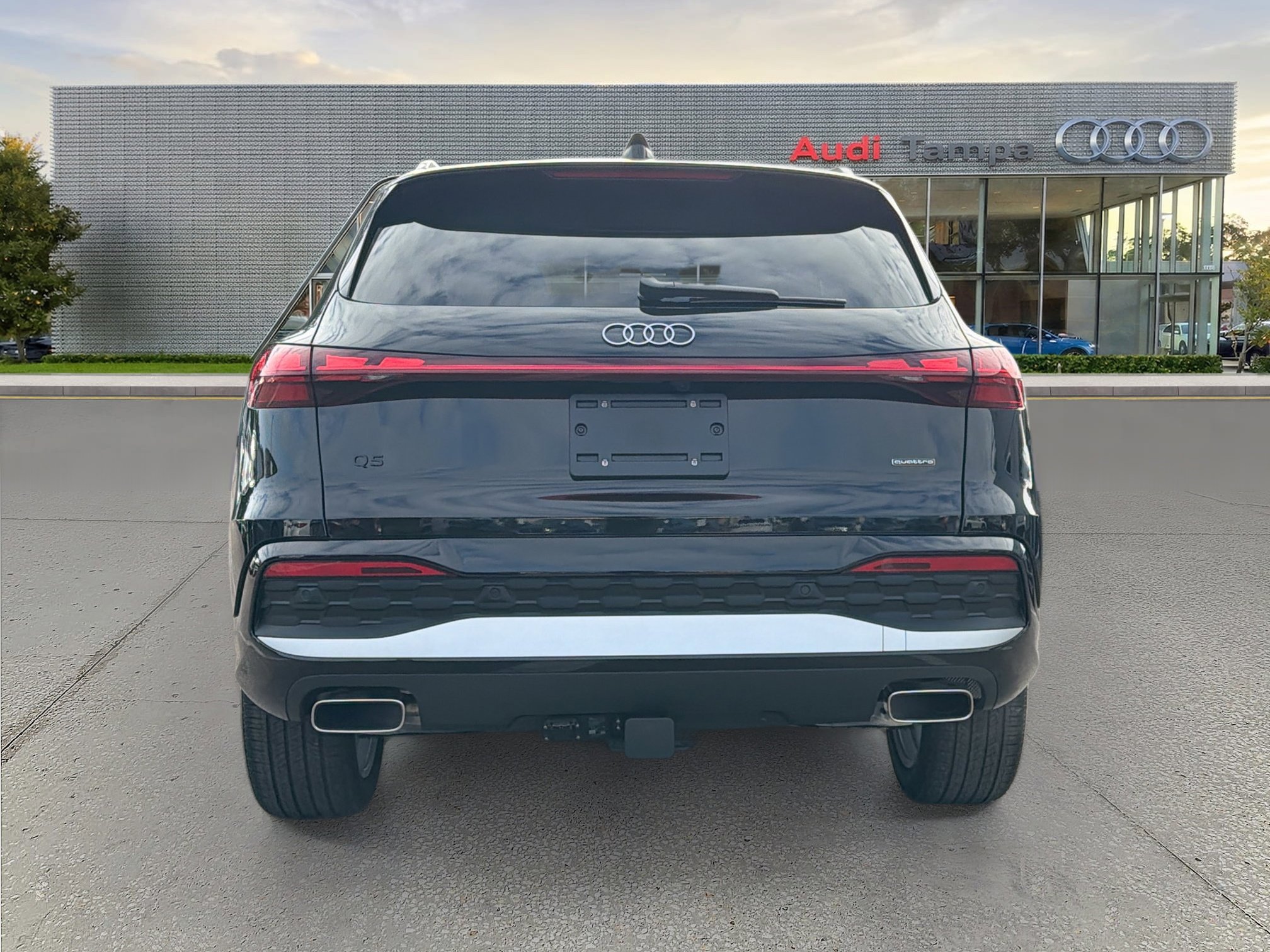 New 2025 Audi Q5 Prestige image 4