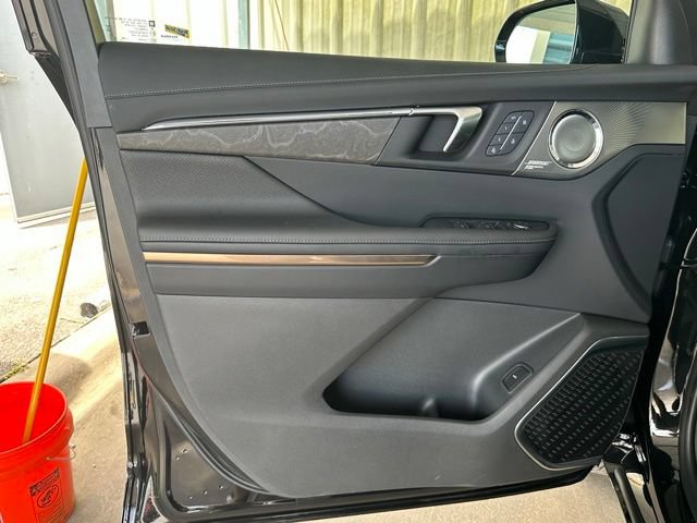 New 2026 Buick Enclave Avenir w/ Super Cruise Package FWD image 10