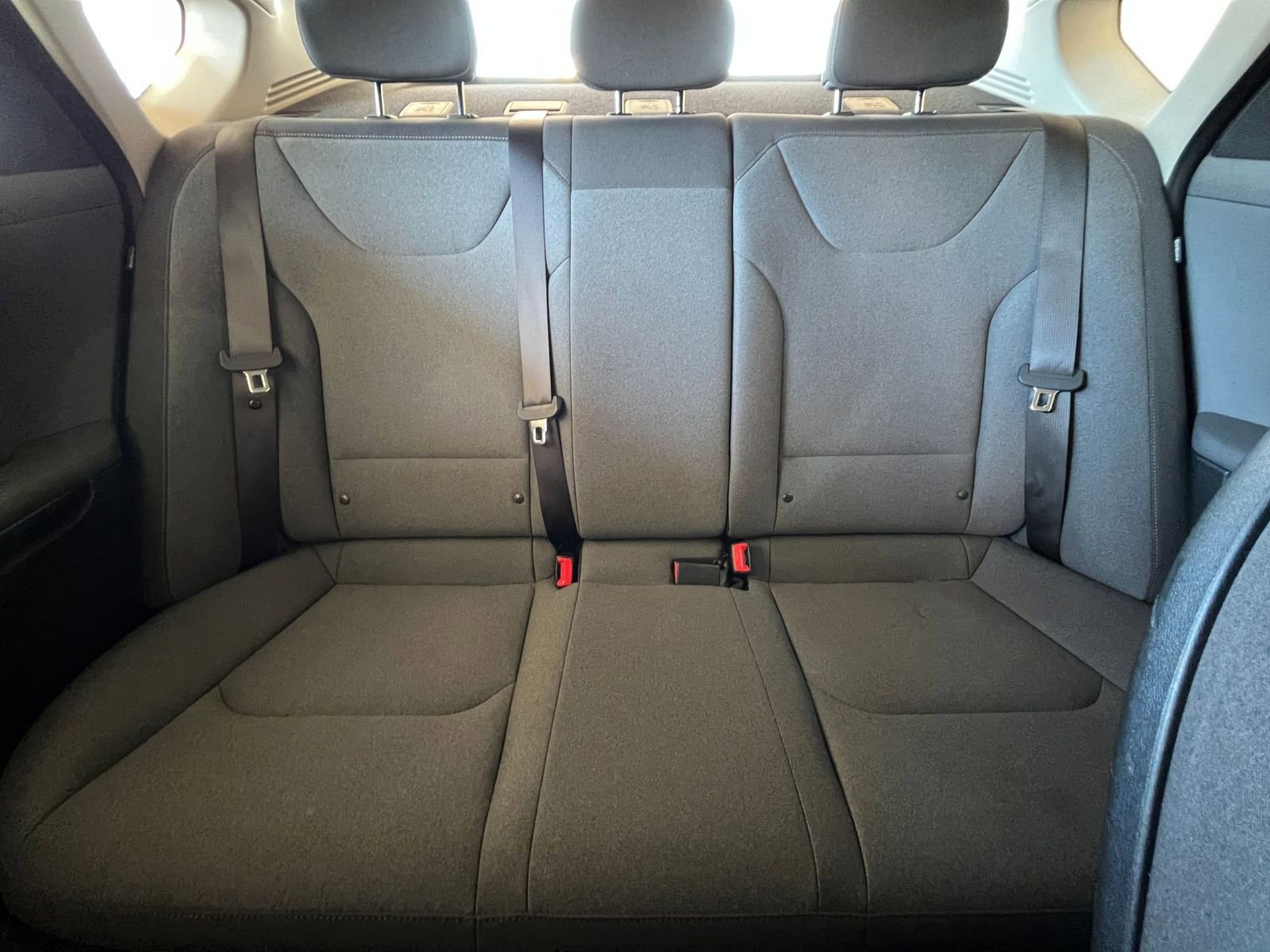 Used 2025 Kia K4 LXS image 37