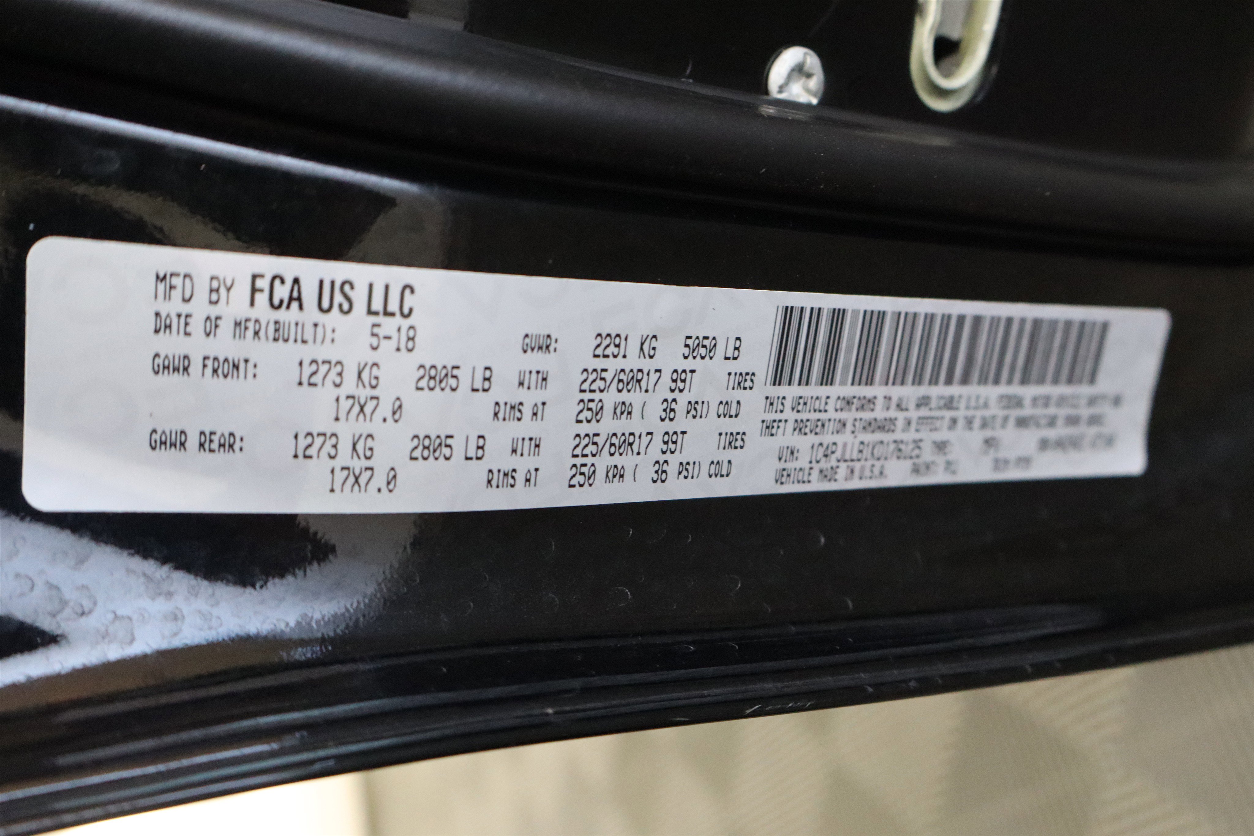 Used 2019 Jeep Cherokee Latitude Plus w/ Comfort/Convenience Group image 36