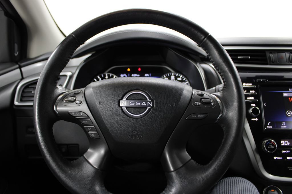 Used 2023 Nissan Murano SV image 32