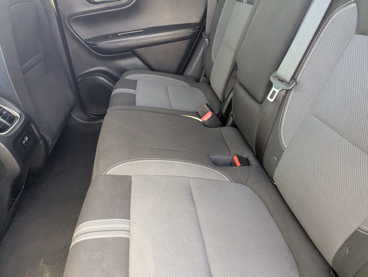 Used 2025 Chevrolet Blazer LT image 11