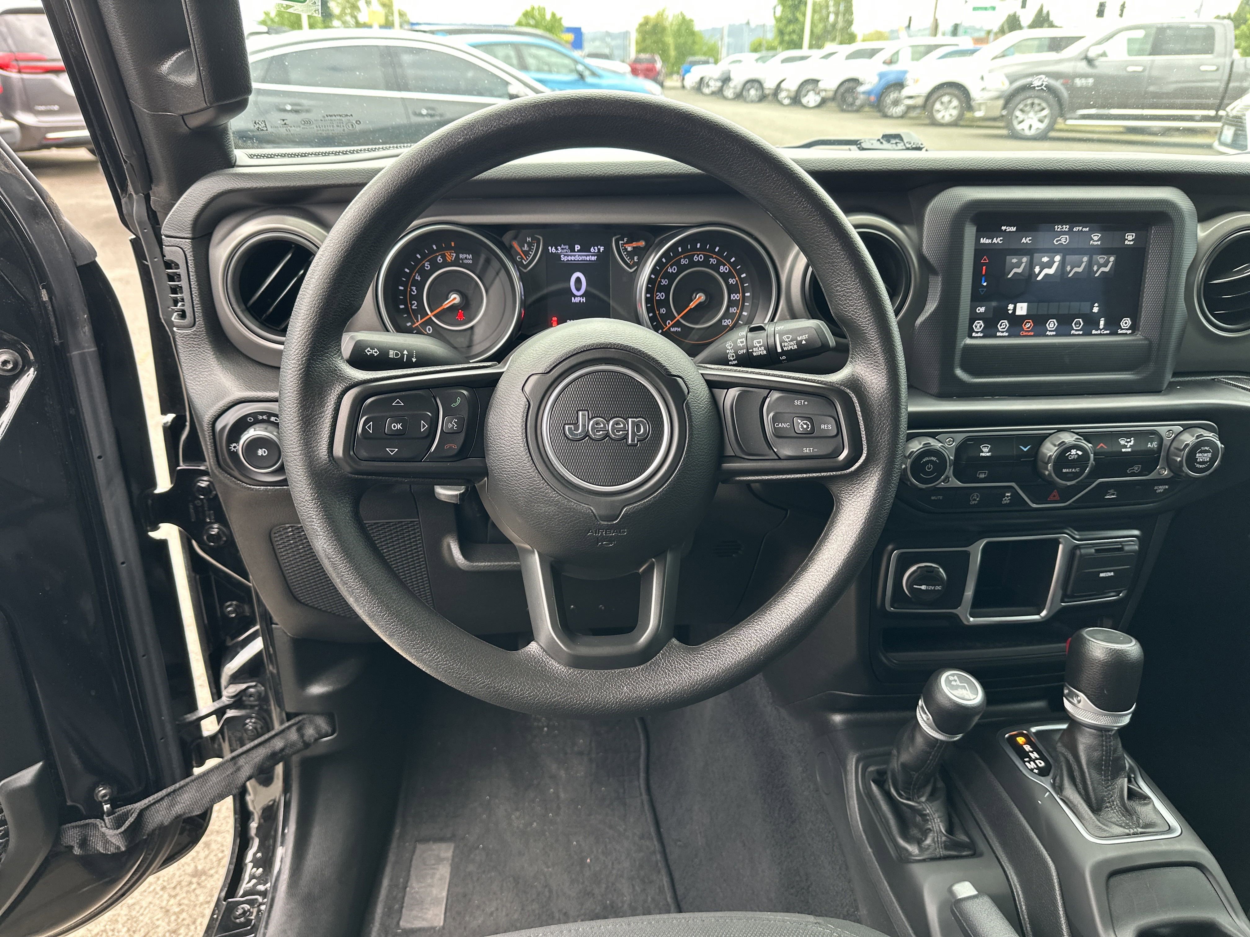 Used 2022 Jeep Wrangler Sport image 12