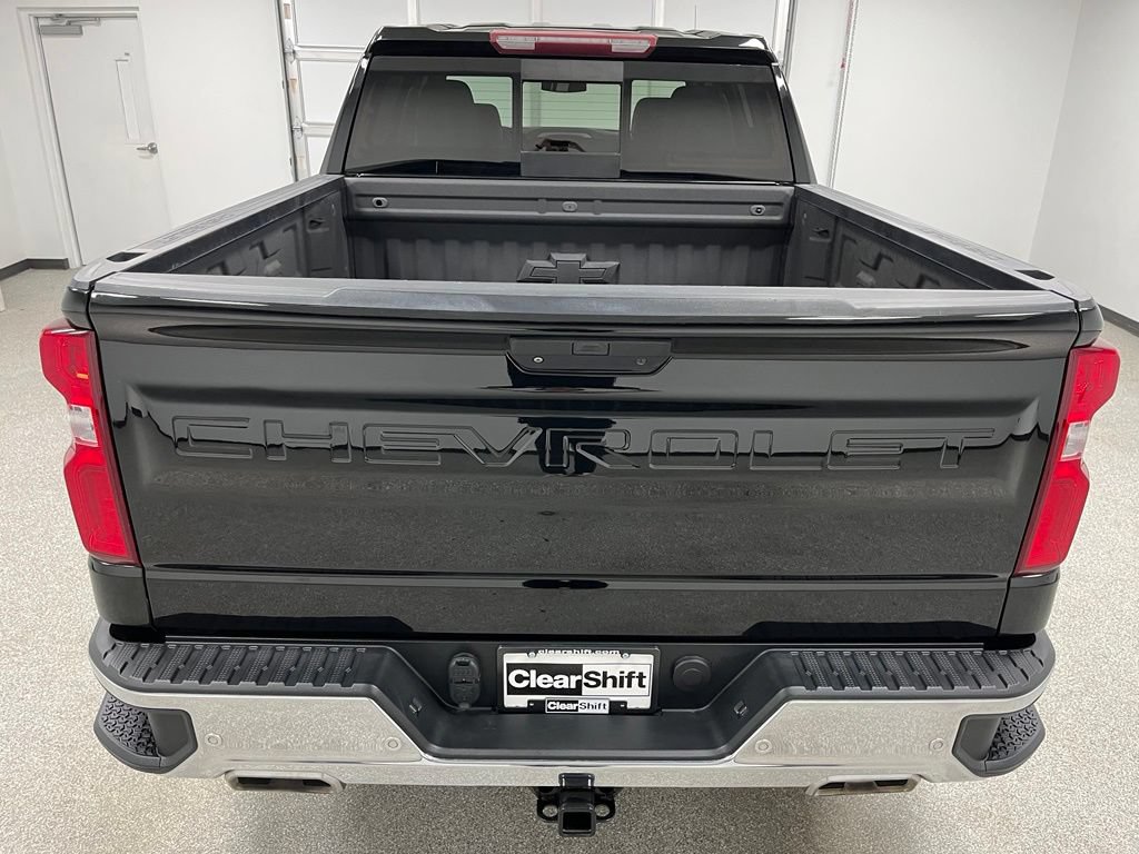 Used 2021 Chevrolet Silverado 1500 LTZ AWD/4WD image 9