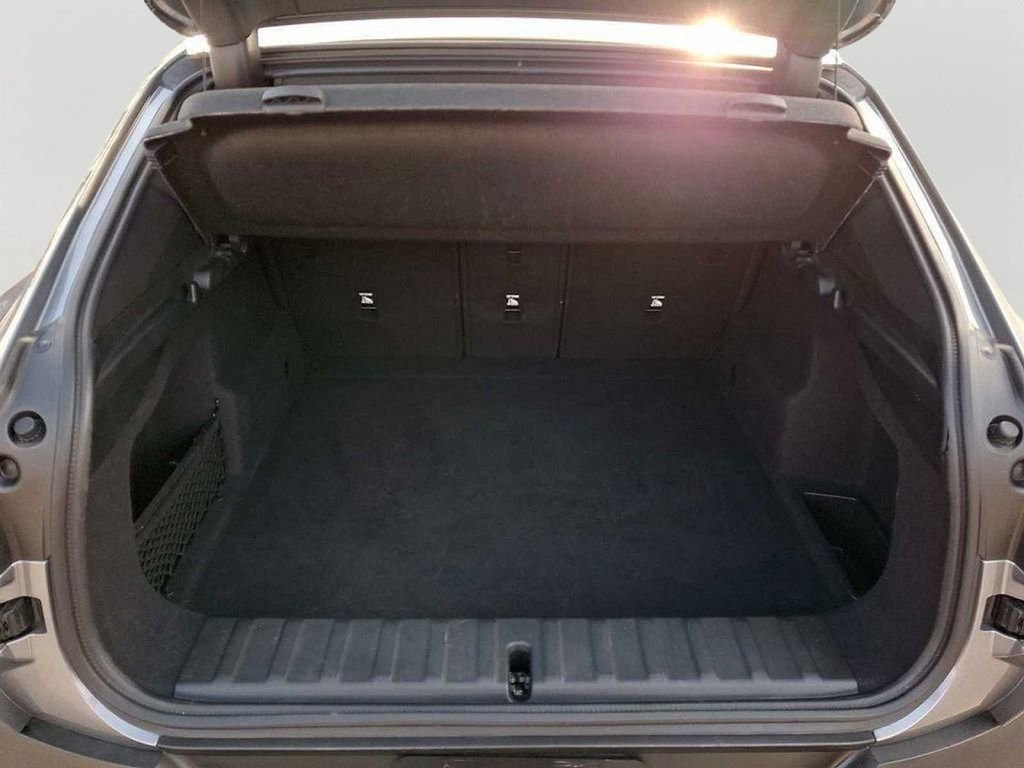 Used 2025 BMW X2 xDrive28i image 30