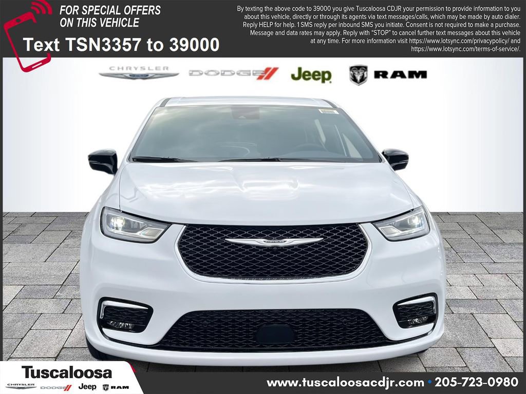 New 2026 Chrysler Pacifica Select video 2