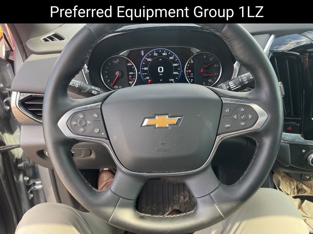 Used 2023 Chevrolet Traverse Premier image 14
