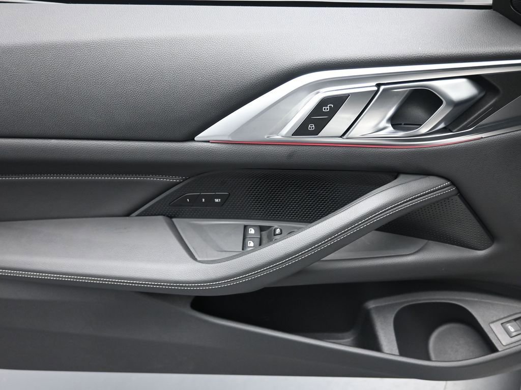 Used 2026 BMW 430i Coupe w/ Parking Assistance Package image 19