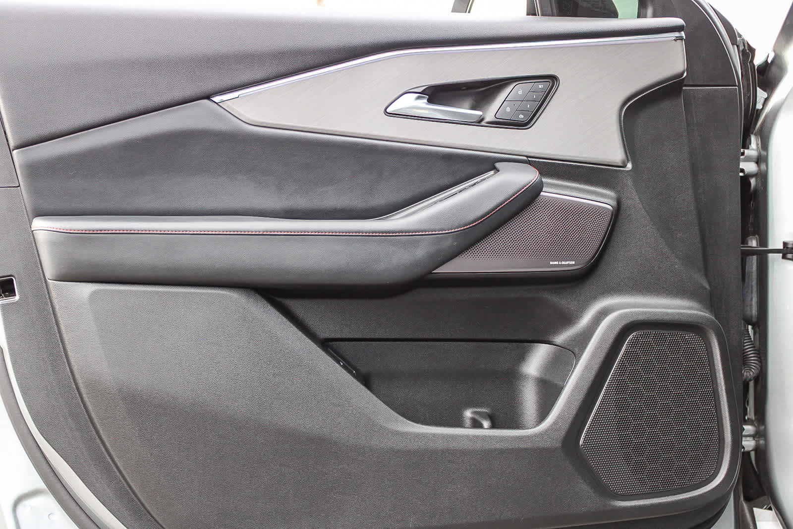 Used 2024 Acura ZDX A-Spec image 21