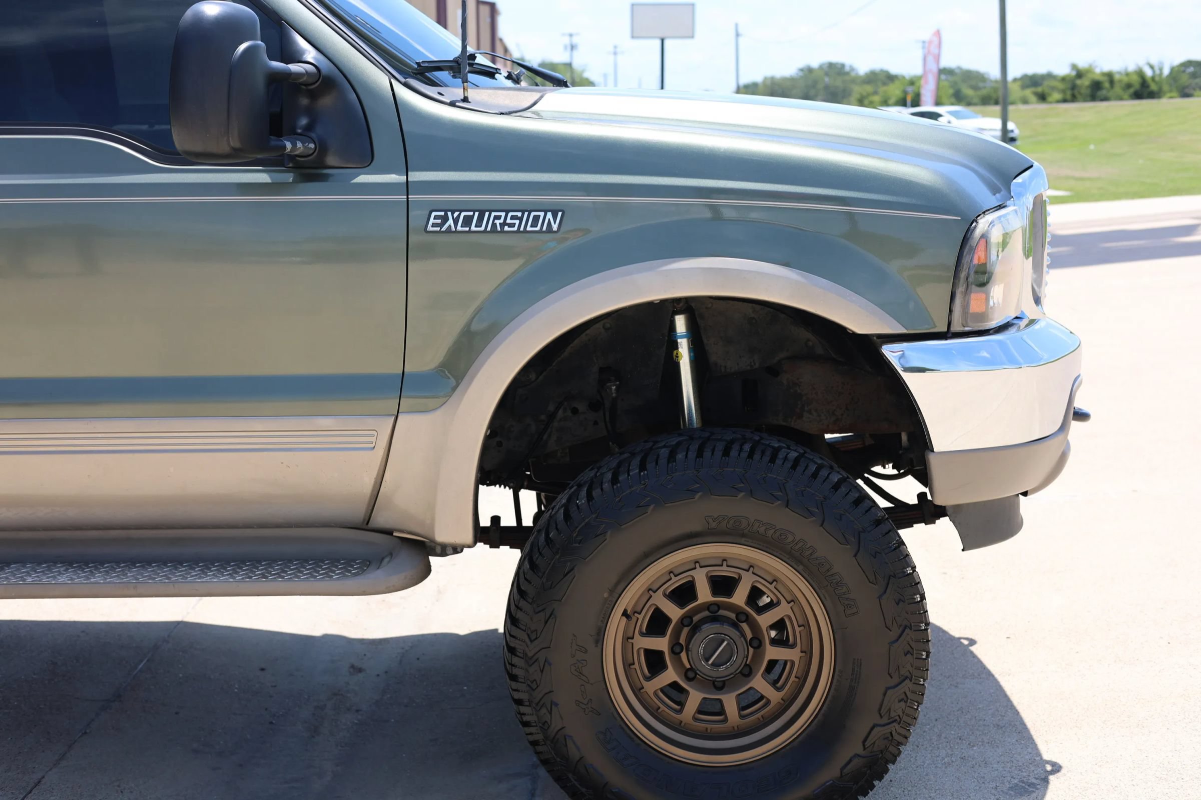 Used 2000 Ford Excursion Limited AWD/4WD image 14