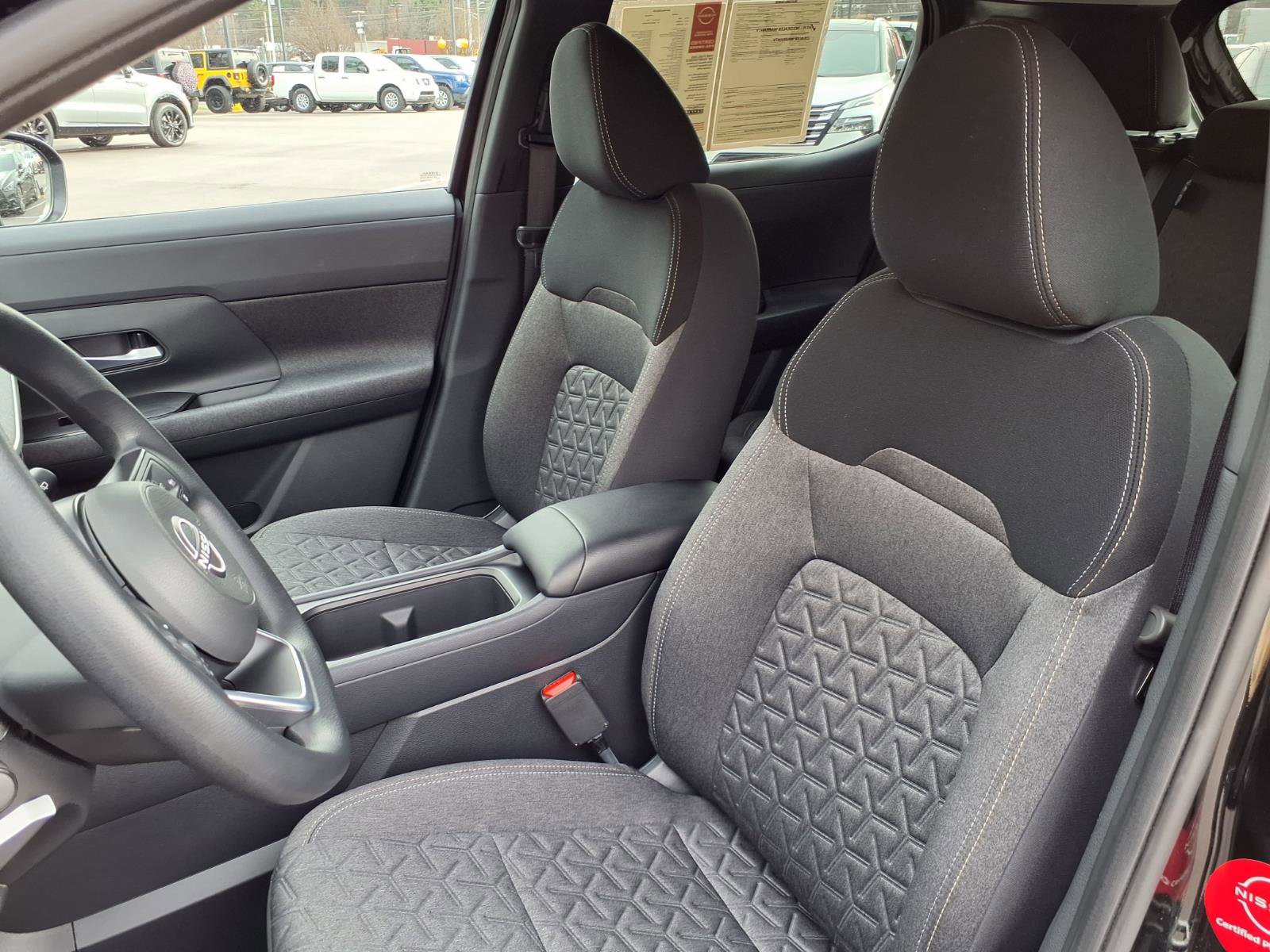 Certified 2025 Nissan Kicks SV image 12