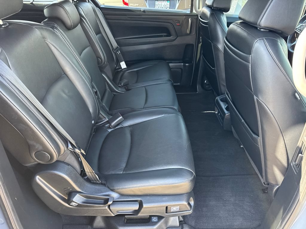 Used 2023 Honda Odyssey Touring image 16