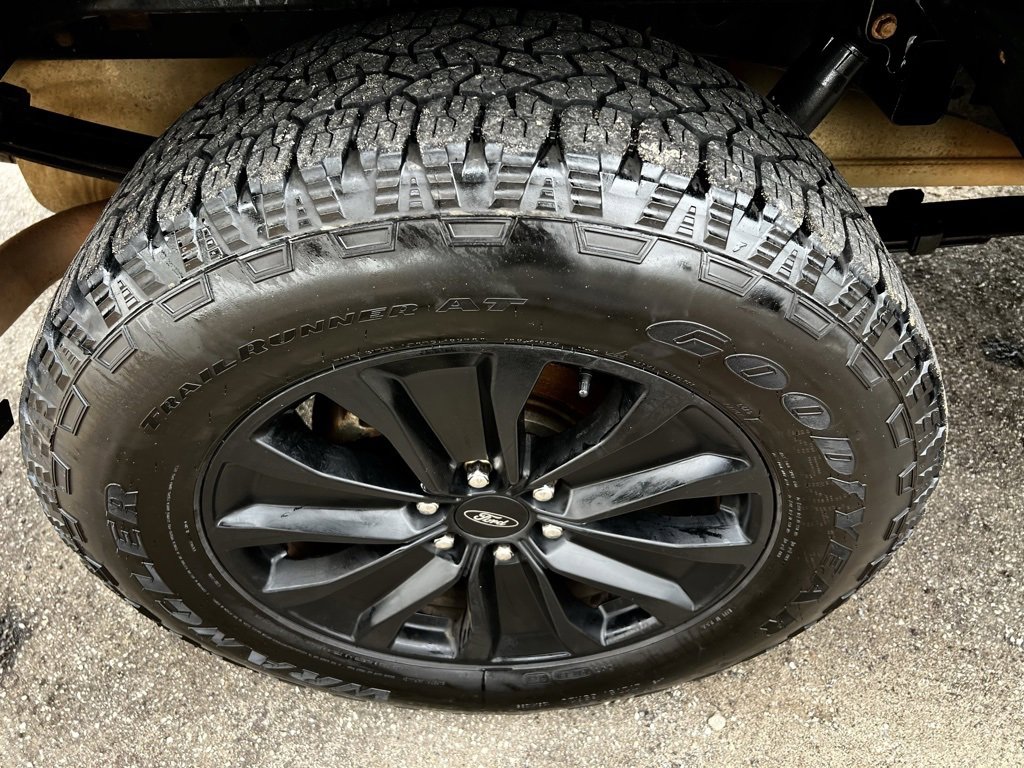 Used 2020 Ford F150 XLT w/ Equipment Group 302A Luxury image 11