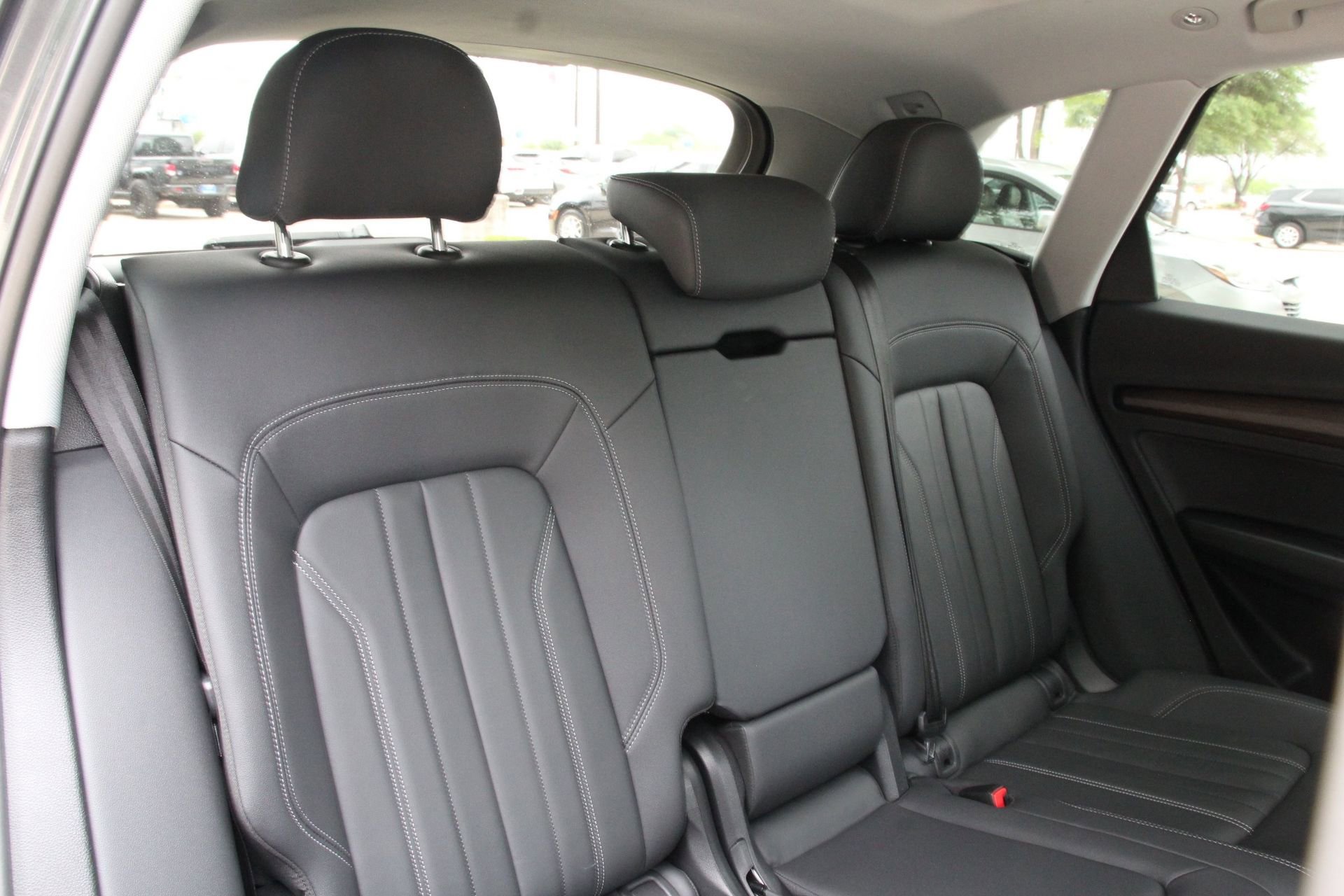 Used 2023 Audi Q5 2.0T Premium w/ Convenience Package image 37