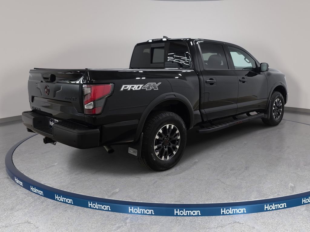 Used 2023 Nissan Titan PRO-4X w/ Pro-4x Convenience Package AWD/4WD image 6