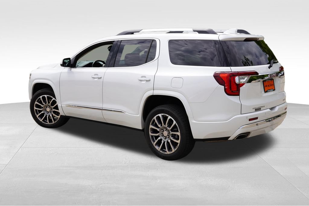 Certified 2022 GMC Acadia Denali w/ Trailering Package AWD/4WD image 8