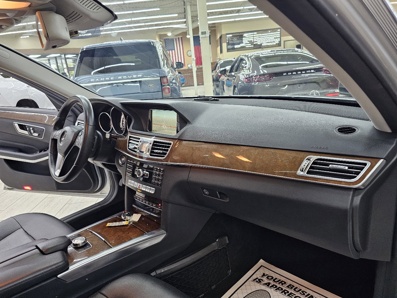 Used 2014 Mercedes-Benz E 350 Sedan image 23