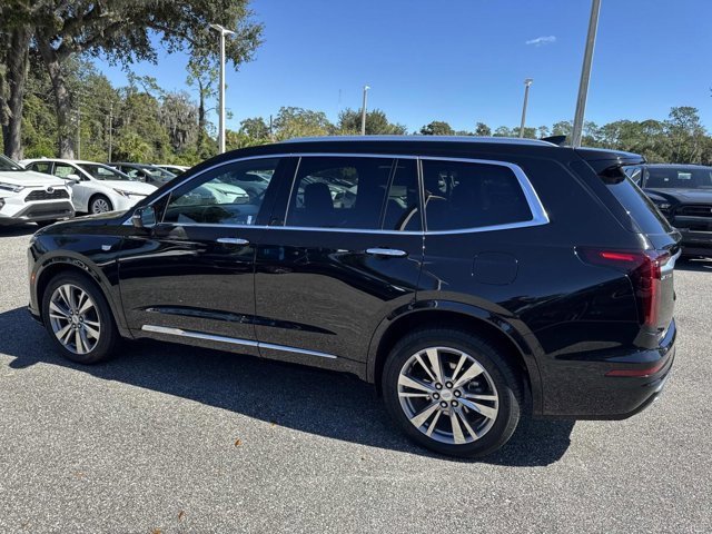 Used 2024 Cadillac XT6 Premium Luxury image 4