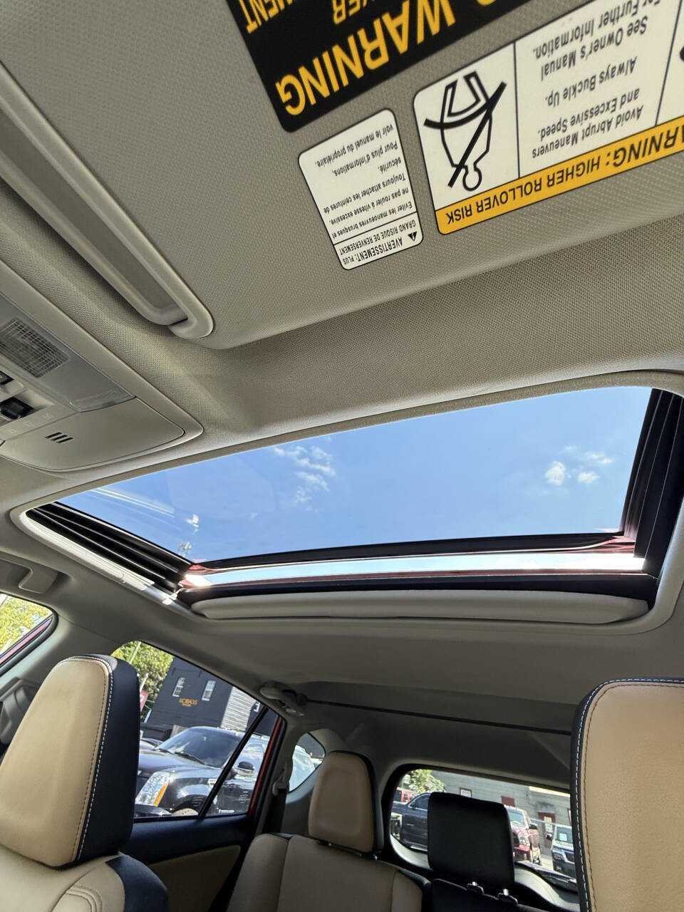 Used 2016 Toyota RAV4 Limited image 29