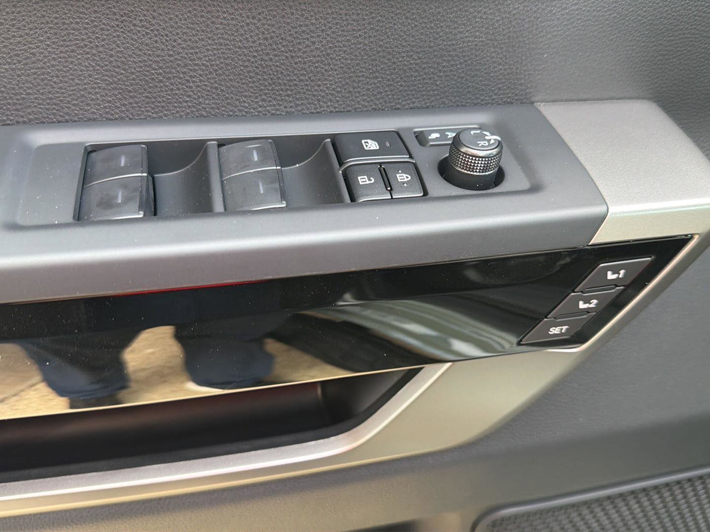 New 2026 Toyota Tundra Limited image 13