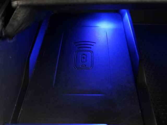 Used 2024 BMW X7 xDrive40i w/ M Sport Package image 38