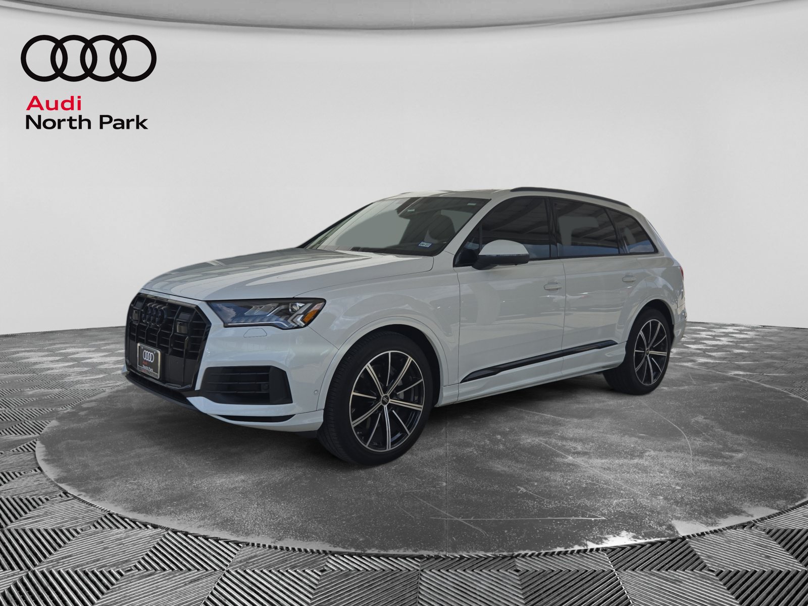Used 2023 Audi Q7 3.0T Prestige