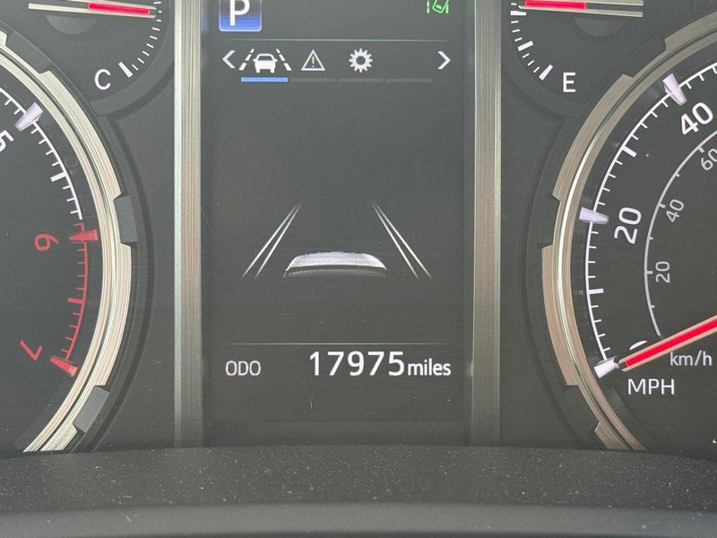 Used 2024 Toyota 4Runner TRD Off-Road Premium image 19