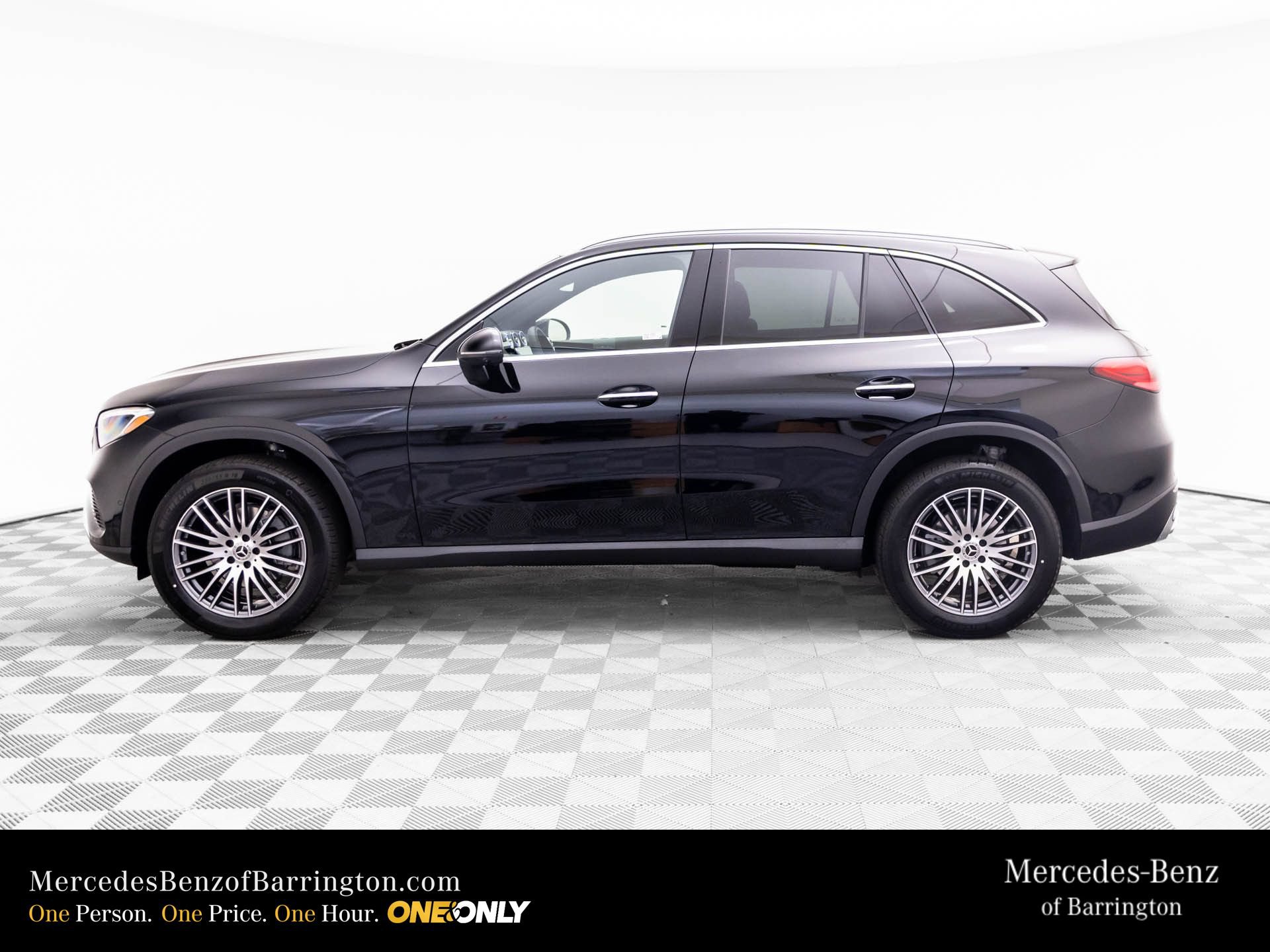 New 2026 Mercedes-Benz GLC 300 4MATIC image 2