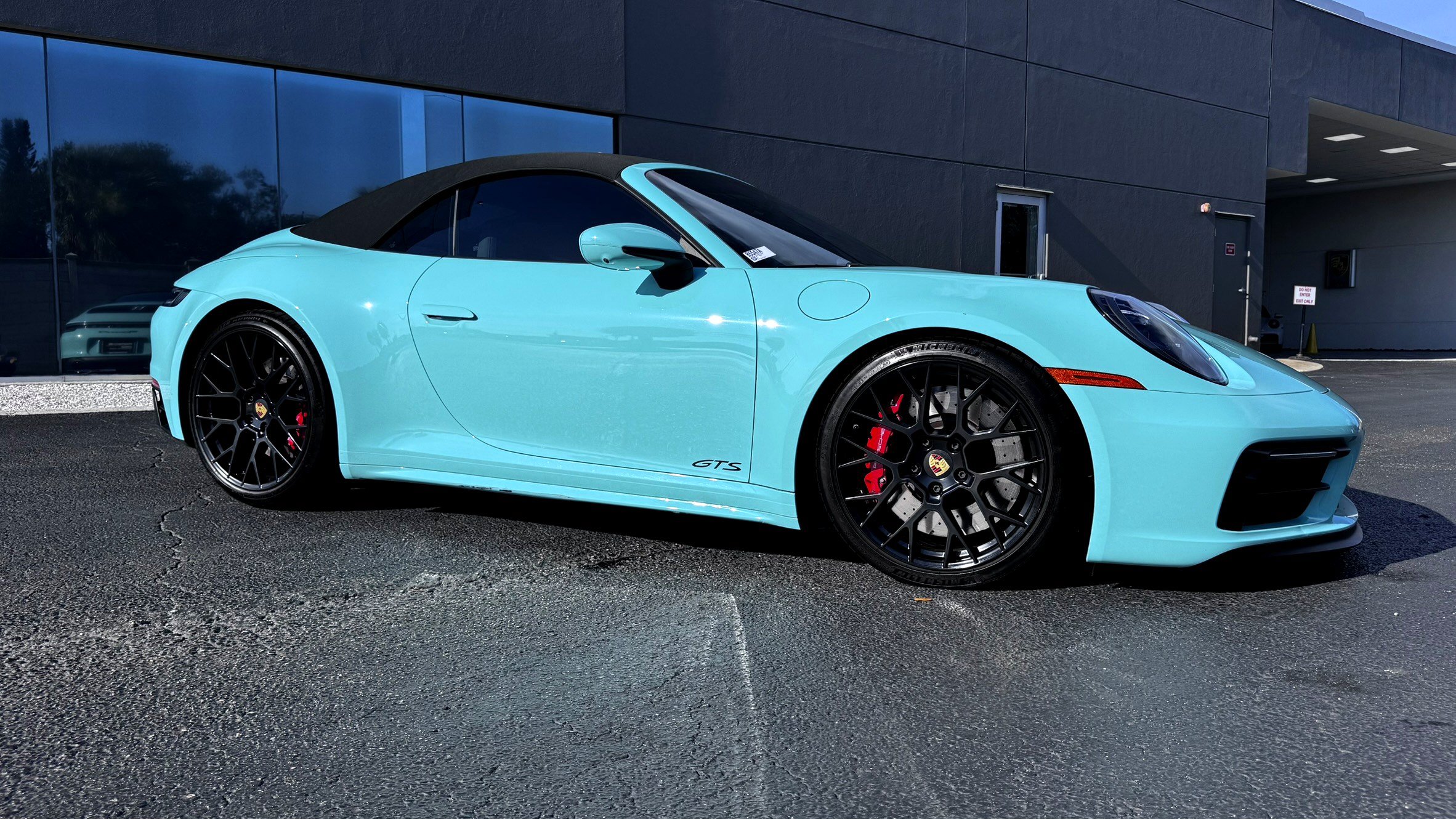 Certified 2023 Porsche 911 Carrera GTS RWD image 5