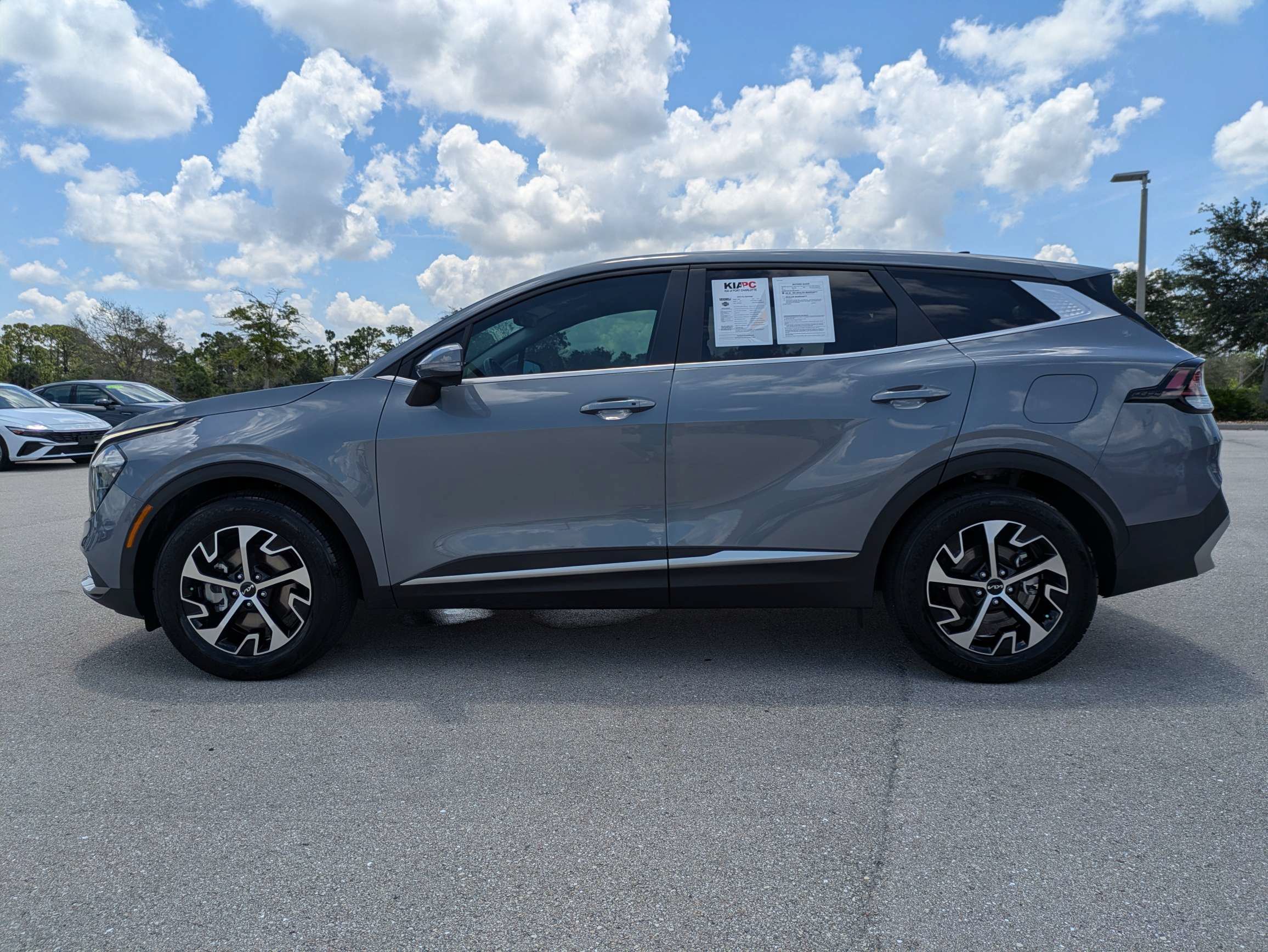 Certified 2023 Kia Sportage EX FWD image 7