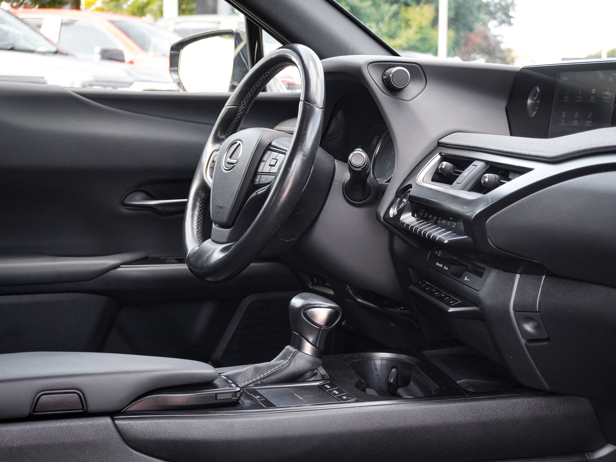 Used 2021 Lexus UX 250h w/ Premium Package AWD/4WD image 34