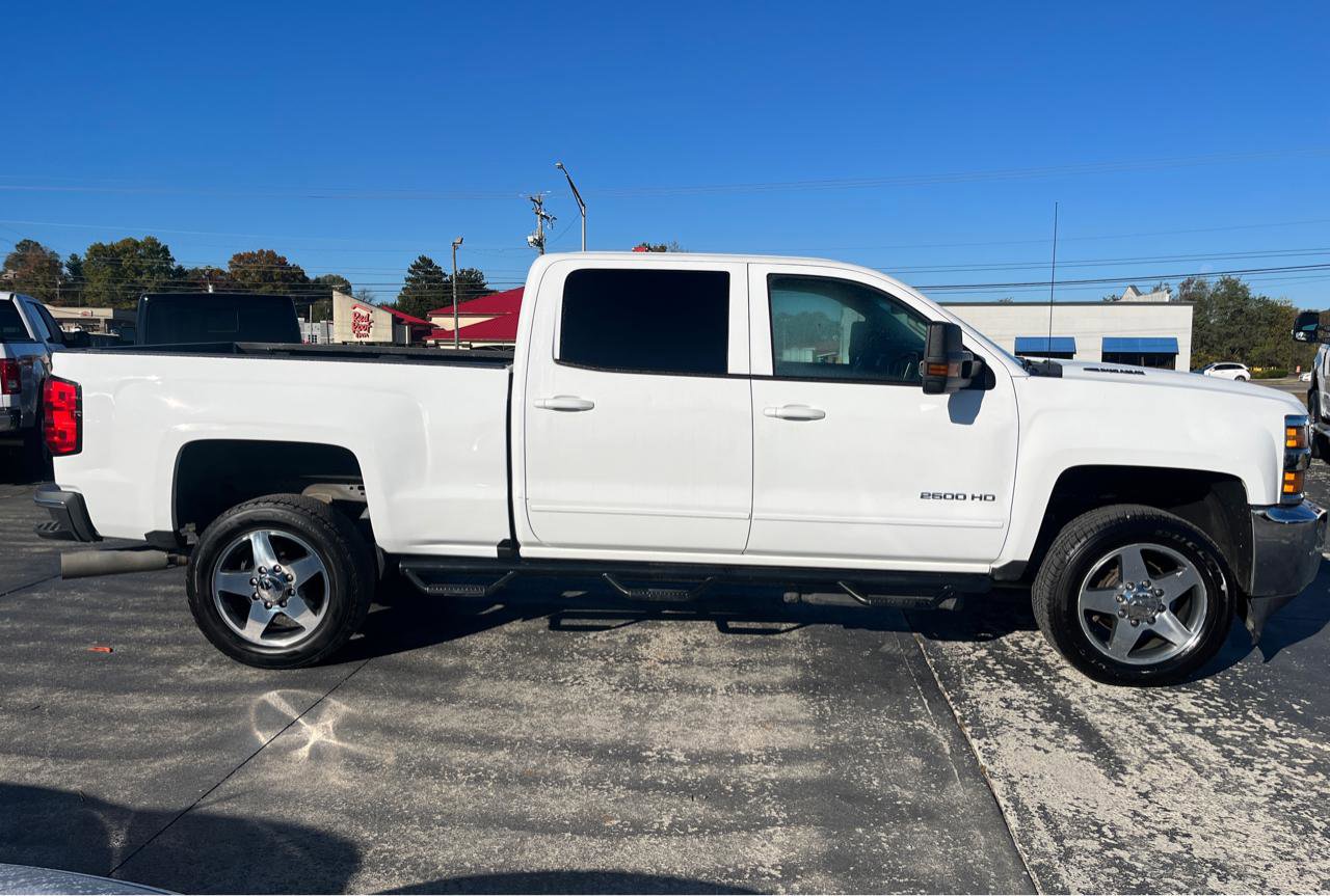 Used 2016 Chevrolet Silverado 2500 LT AWD/4WD image 2