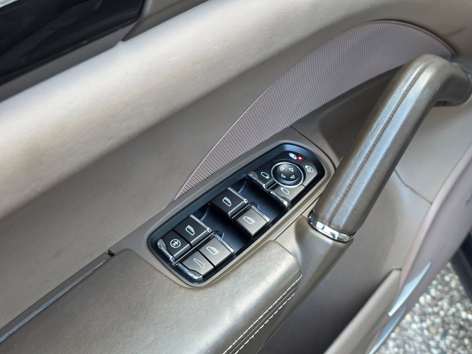 Used 2013 Porsche Cayenne Diesel image 93