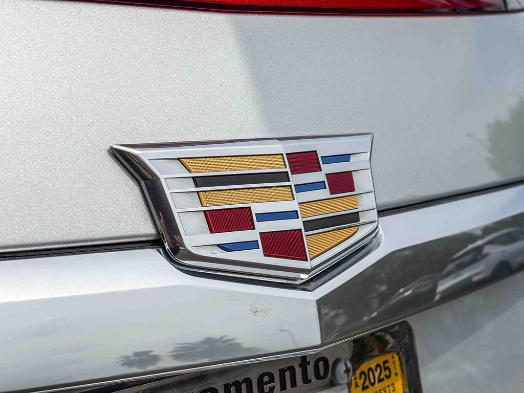 Used 2018 Cadillac CTS Luxury image 11